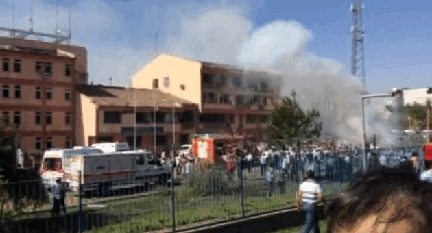 Elazığ Emniyet Müdürlüğü terör saldırısı - Olay yerinden görüntüler