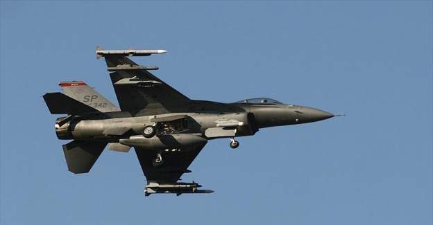 ABD'den Pakistan'a 8 adet F-16