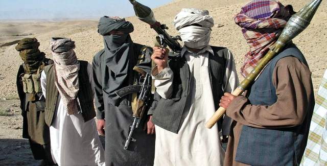 2 Taliban grubu çatıştı: 200 ölü