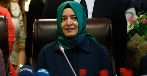 Bakan Fatma Betül Sayan Kaya'nın kardeşi aynı bakanlıktaki görevinden istifa etti