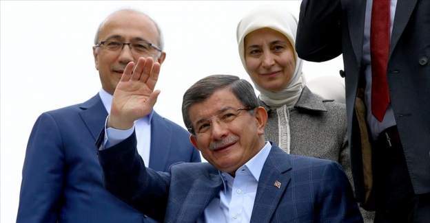 Başbakan Davutoğlu'nu Konya'da hemşehrileri karşıladı