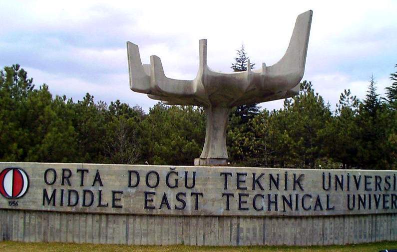 Türkiye'nin en iyi üniversitesi bu yıl da ODTÜ
