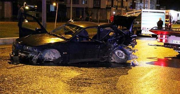 Balıkesir'de trafik kazası, 2 ölü