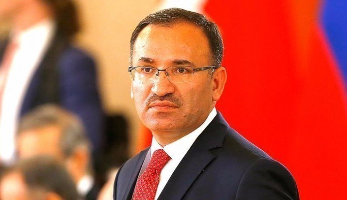 Bekir Bozdağ'dan CHP'ye sert referandum tepkisi