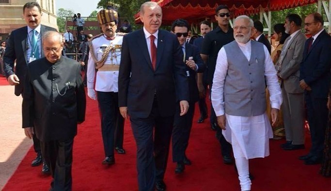 Cumhurbaşkanı Erdoğan'dan Hindistan'a FETÖ uyarısı