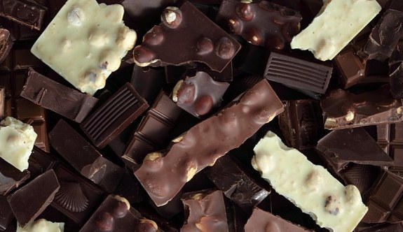 Çikolata devinde 'ölümcül bakteri' uyarısı - Yemeyin