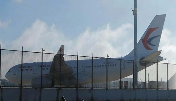 Çin uçağında korku dolu anlar: 4'ü ağır 26 yaralı