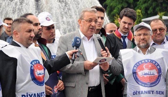 Diyanet-Sen'den yazar Osman Ünlü için suç duyurusu