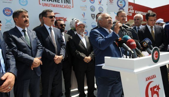 Ankara 15 Temmuz Platformu Tarafından Organize Edilen Programda 15 Temmuz Şehitleri Dualarla, Gaziler de Şükranla Yadedildi