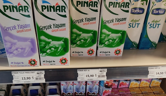 Marketlerde Litresi 15 TL'ye Ulaşan Süt Fiyatları Vatandaşları İsyan Ettirdi!