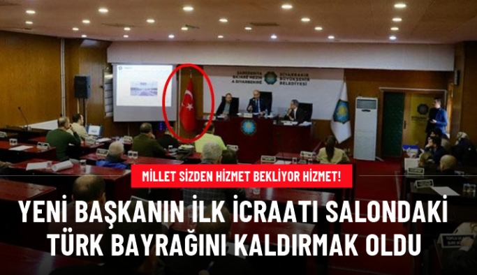 Diyarbakır'da belediye meclis salonunda bulunan Türk bayrağı kaldırıldı