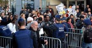 Fransa'da gösteriler yasaklandı