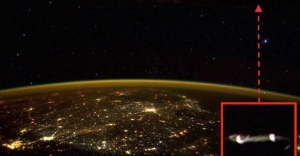 Uluslarası Uzay İstasyonu'ndan çekilen fotoğraf ufo tartışmalarını yeniden alevlendirdi