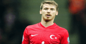 Galatasaray Serdar Aziz transferini bitirdi