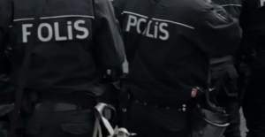 İstanbul'da 9 polis tutuklandı