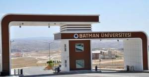 Batman Üniversitesi'nde 4 öğretim görevlisi görevden uzaklaştırıldı
