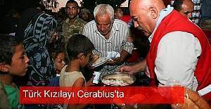 Türk Kızılay'ı Cerablus'ta sıcak yemek dağıttı