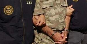 Hakkari'de 2 rütbeli asker FETÖ'den tutuklandı