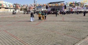 HDP'nin Dünya Kadınlar Günü etkinliğinde meydan boş kaldı!