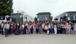 Ankara Büyükşehir Belediyesi’nden başarılı öğrencilere karne hediyesi