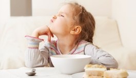 Çocuklar neden yemek seçer? Anneler cevaba dikkat!