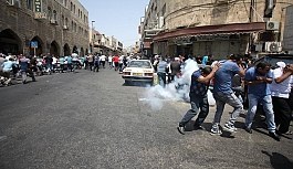 İsrail askerleri Mescid-i Aksa'da müslümanlara ateş açtı
