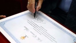 Erdoğan o belgeleri tek tek imzaladı