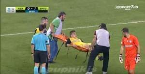 Yunanistan Ligi futbol maçında komik görüntü